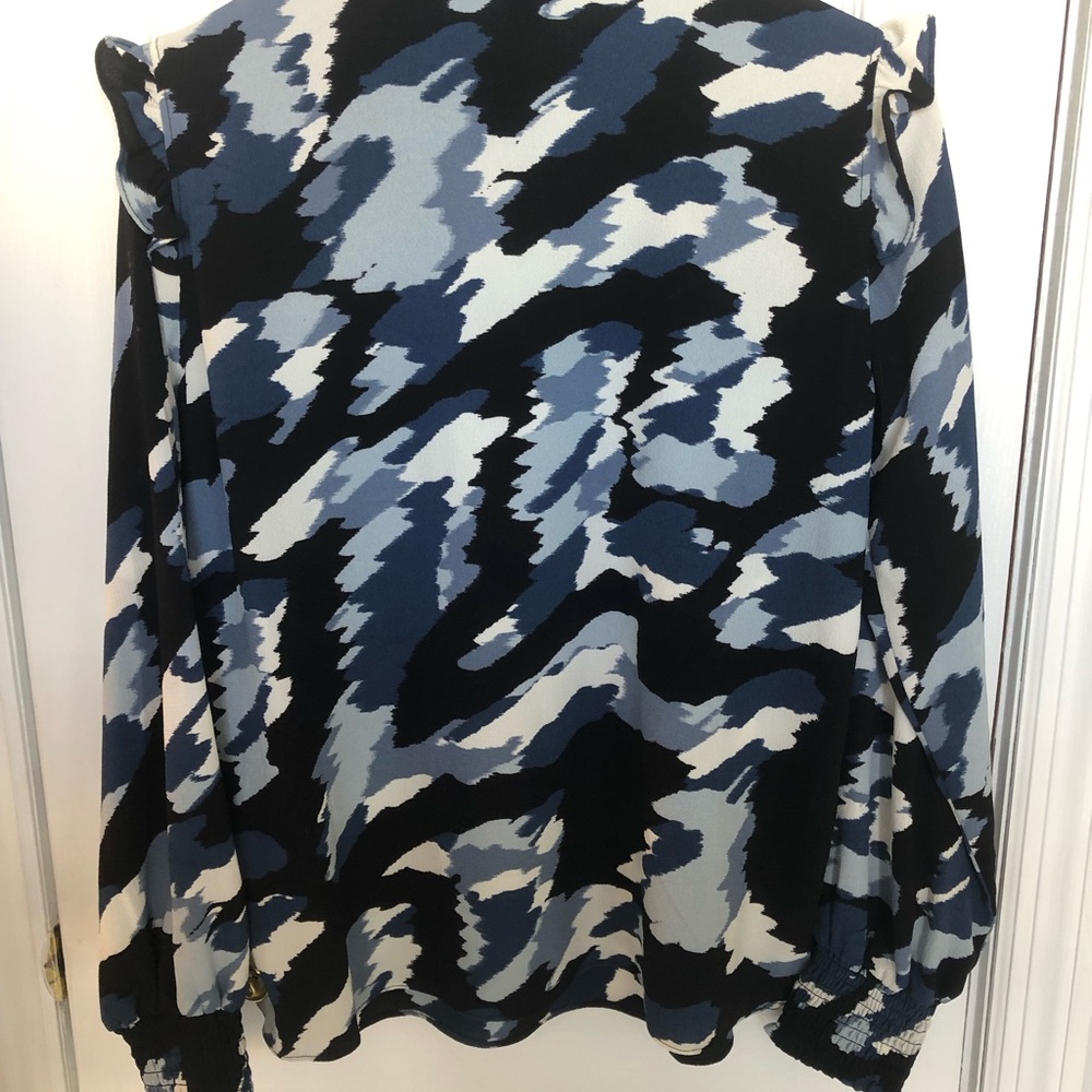 Single Thread Camouflage Patterned Blouse Size S - image 6